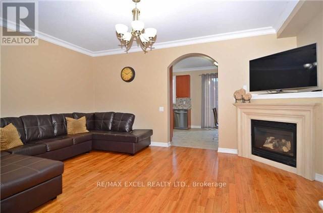 449 Lady Nadia Drive, Vaughan, Ontario  L6A 0H3 - Photo 5 - N13861068
