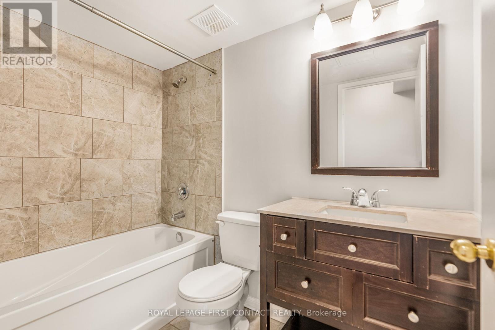 1504 - 75 Ellen Street, Barrie (City Centre), Ontario  L4N 7R6 - Photo 14 - S13860972