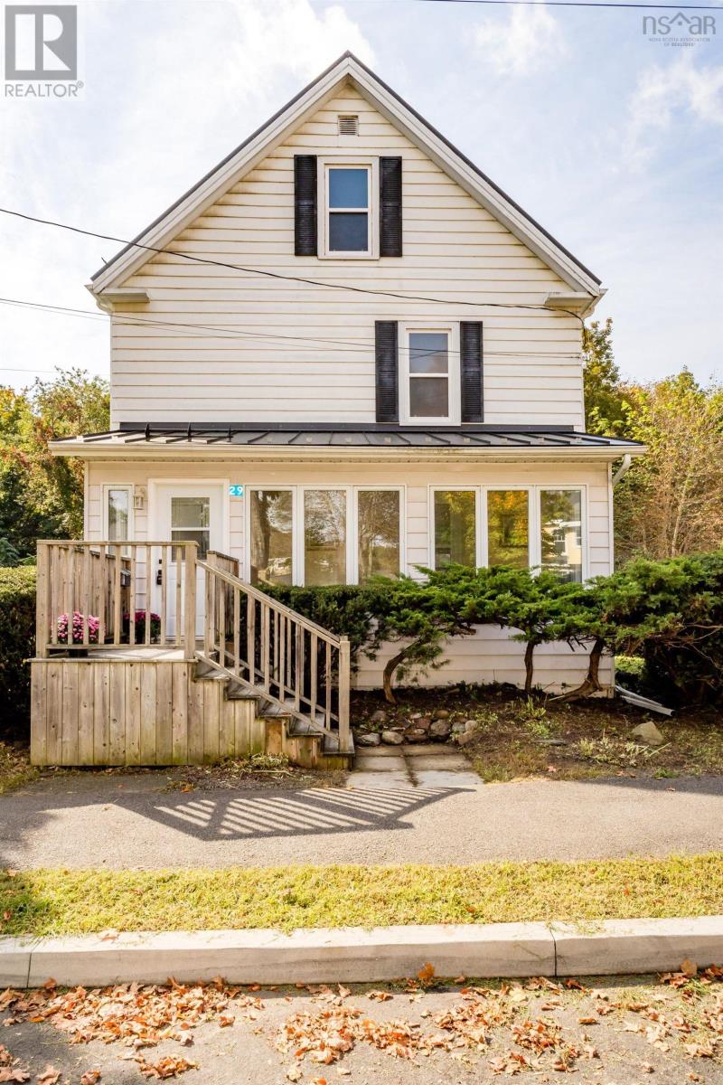29 Klondyke Street, Kentville, Nova Scotia  B4N 1J1 - Photo 2 - 202625082