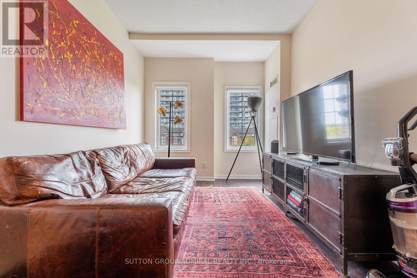 314 - 15 Windermere Avenue, Toronto, Ontario  M6S 5A2 - Photo 13 - W13861000