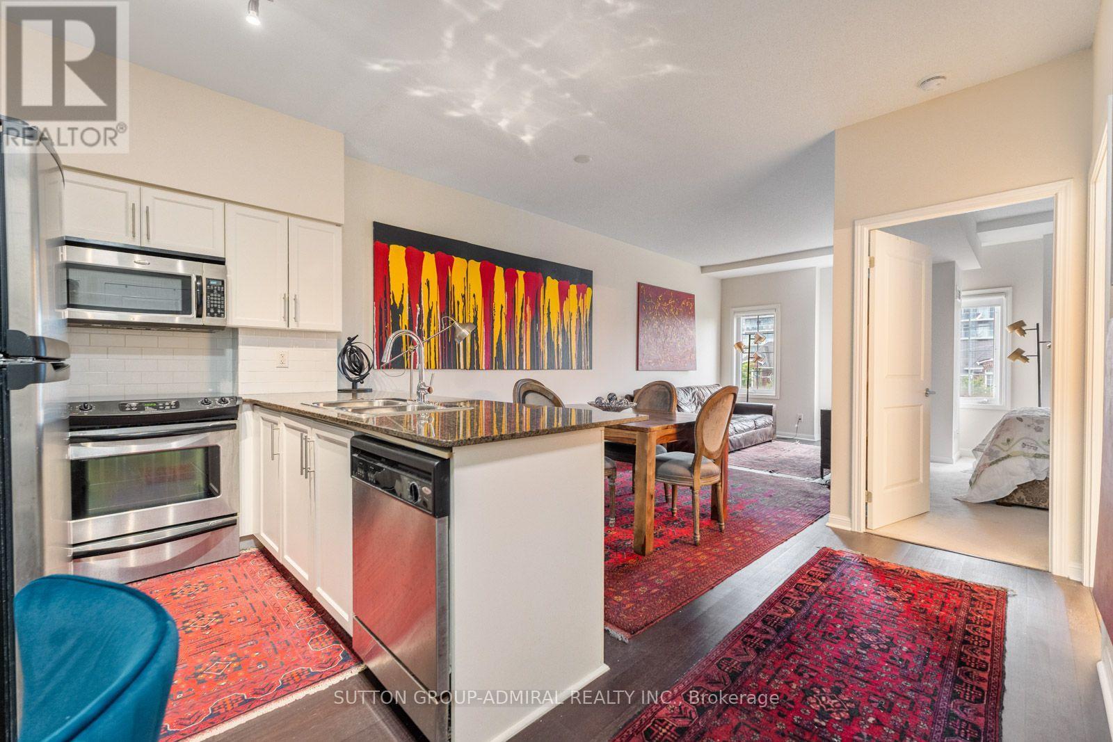 314 - 15 Windermere Avenue, Toronto, Ontario  M6S 5A2 - Photo 2 - W13861000