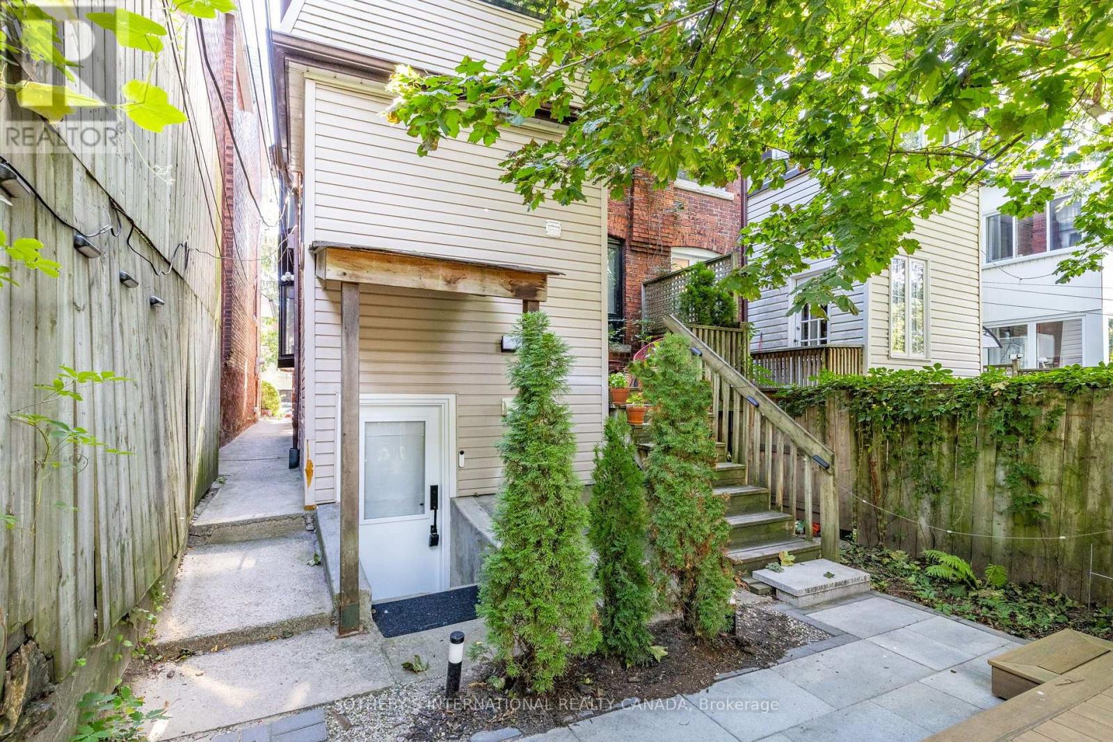 MAIN - 120 GLENLAKE AVENUE