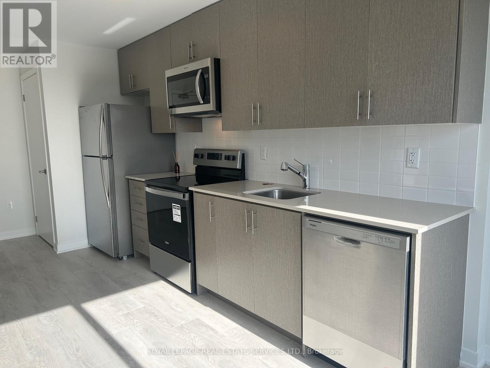 417 - 3401 Ridgeway Drive E, Mississauga (Erin Mills), Ontario  L5L 0B9 - Photo 10 - W13861078