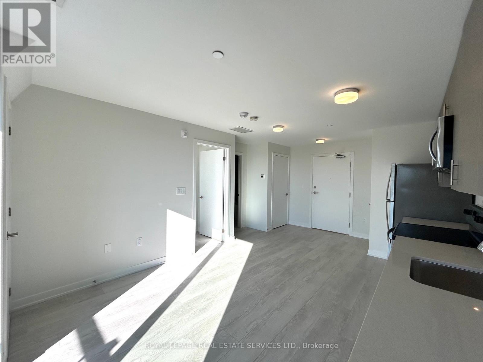 417 - 3401 Ridgeway Drive E, Mississauga (Erin Mills), Ontario  L5L 0B9 - Photo 11 - W13861078