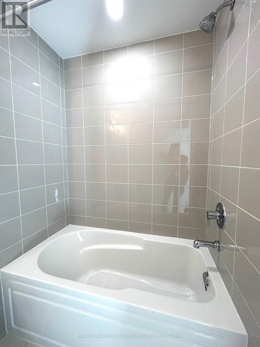 417 - 3401 Ridgeway Drive E, Mississauga (Erin Mills), Ontario  L5L 0B9 - Photo 19 - W13861078