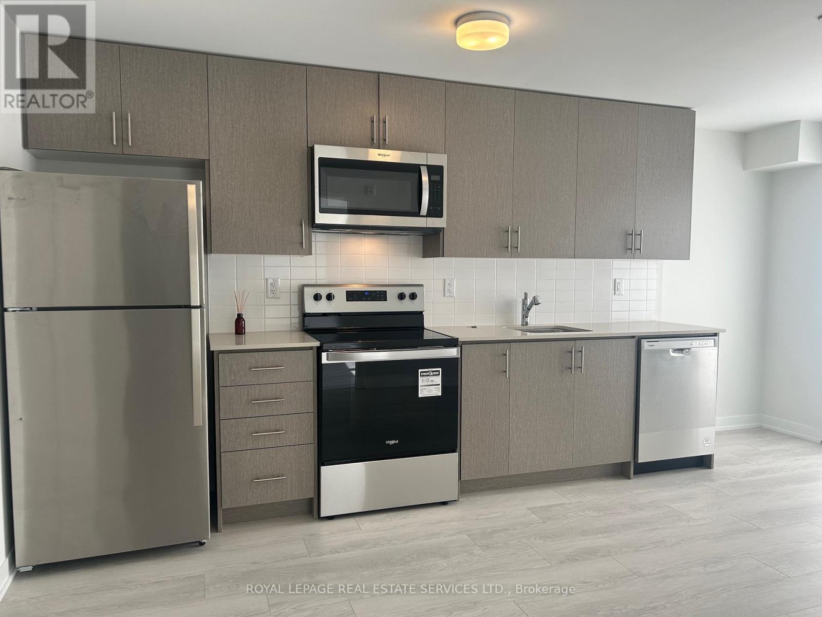 417 - 3401 Ridgeway Drive E, Mississauga (Erin Mills), Ontario  L5L 0B9 - Photo 7 - W13861078