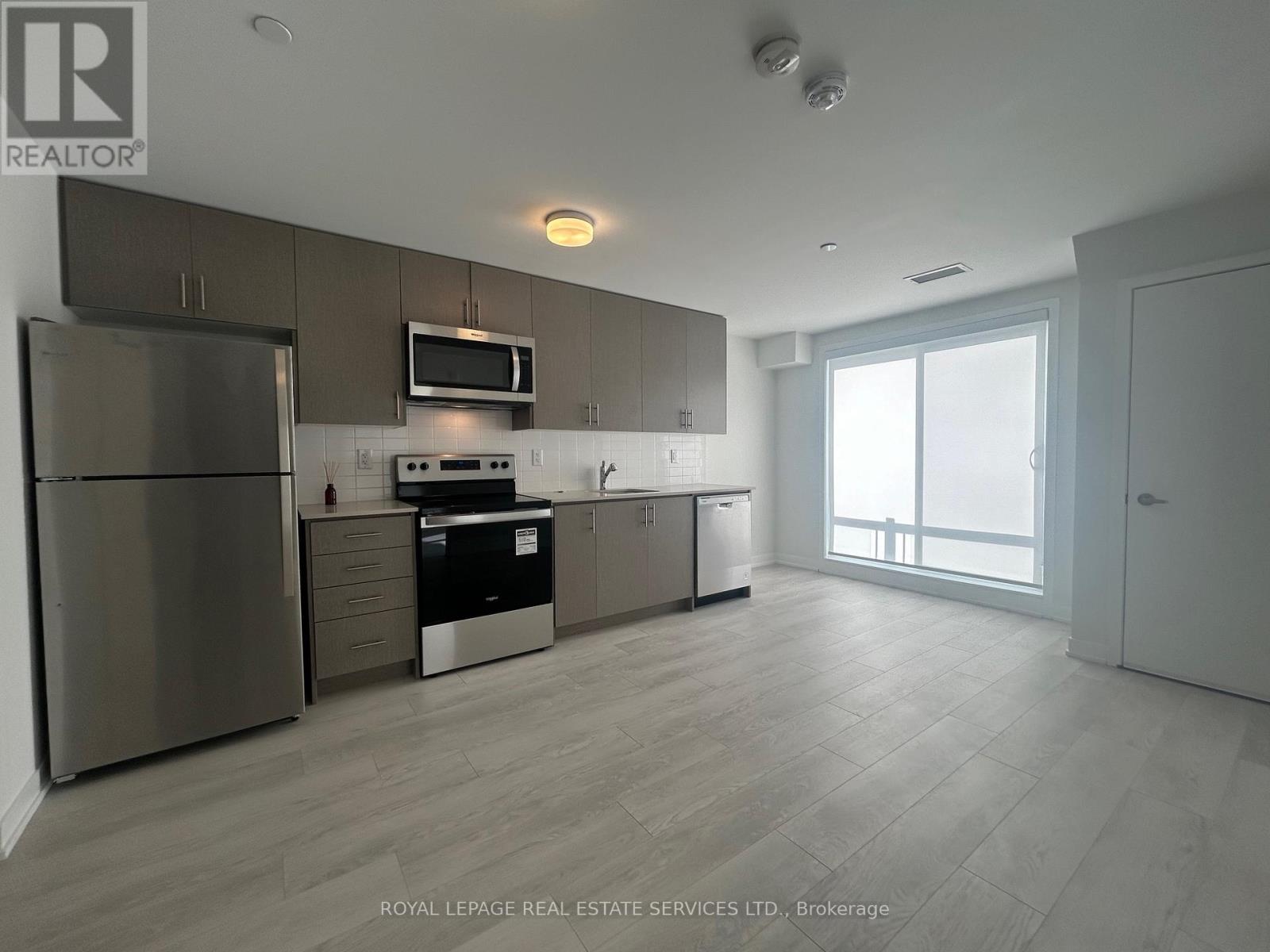 417 - 3401 Ridgeway Drive E, Mississauga (Erin Mills), Ontario  L5L 0B9 - Photo 9 - W13861078
