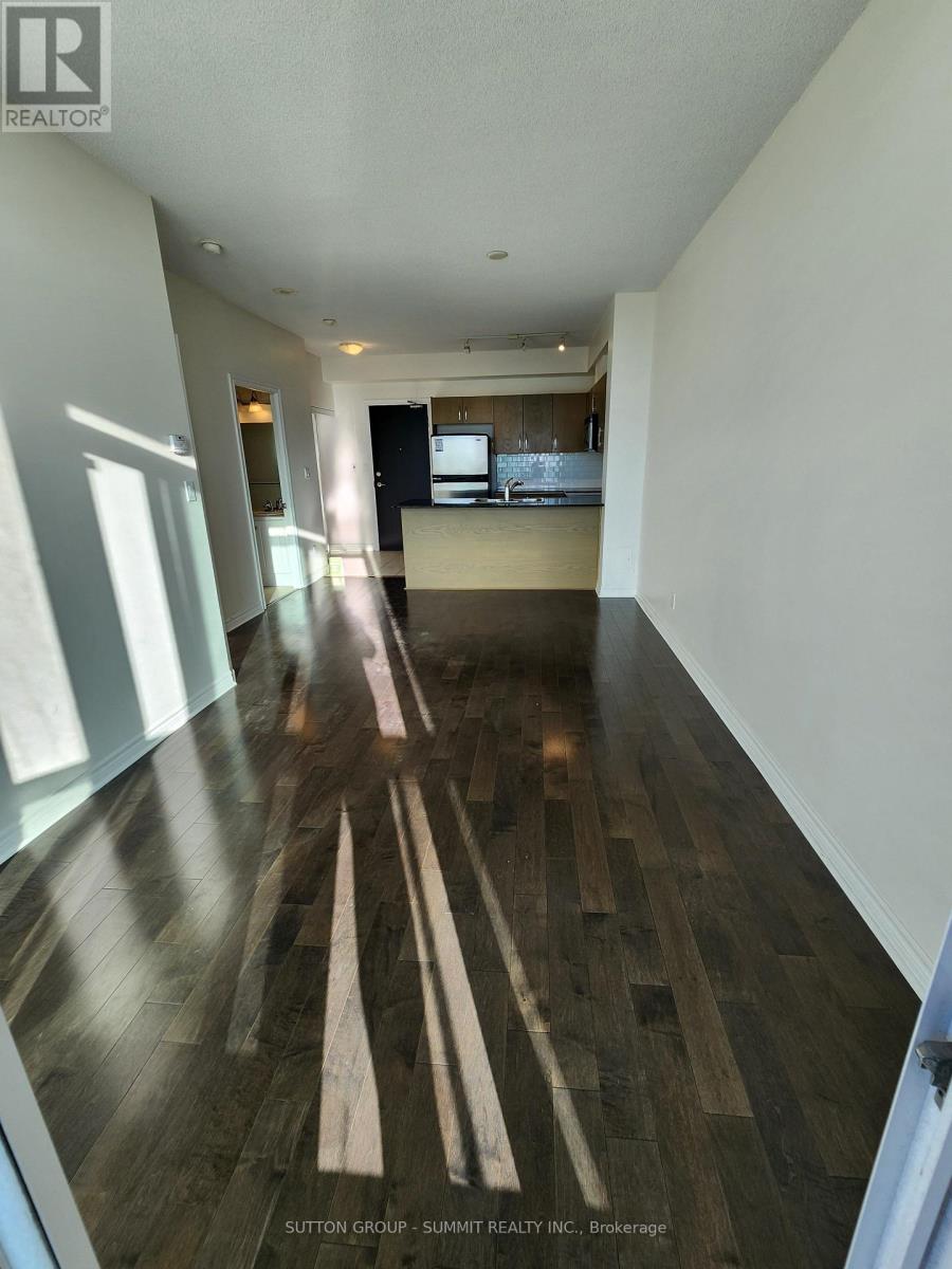 1003 - 3504 Hurontario Street, Mississauga, Ontario  L5B 1P2 - Photo 2 - W13861106