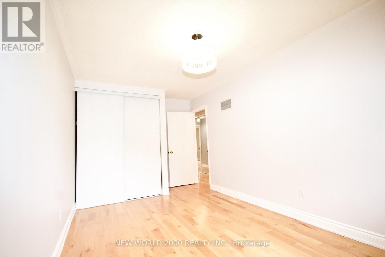 2419 Susquehanna Court, Oakville, Ontario L6H 5Y8 - Photo 16 - W13861114
