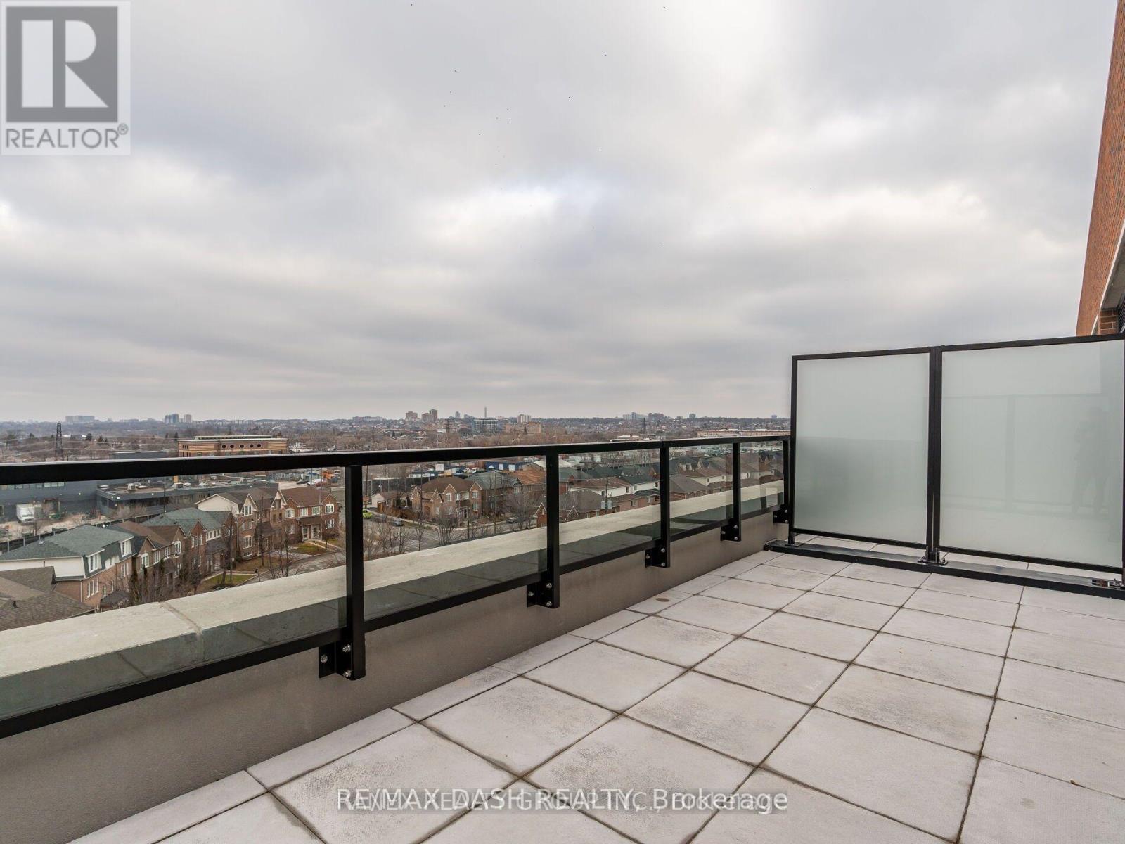 723 - 2300 St Clair Avenue W, Toronto, Ontario  M6N 1K8 - Photo 24 - W13861140