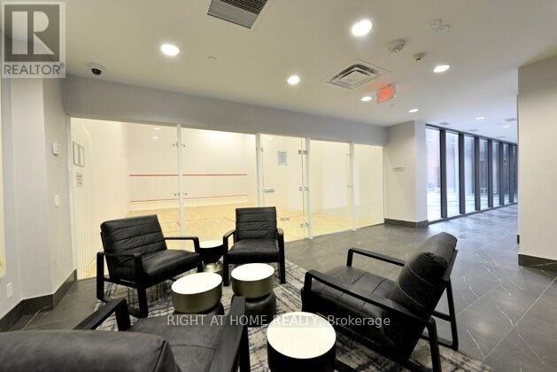 2501 - 10 PARK LAWN ROAD