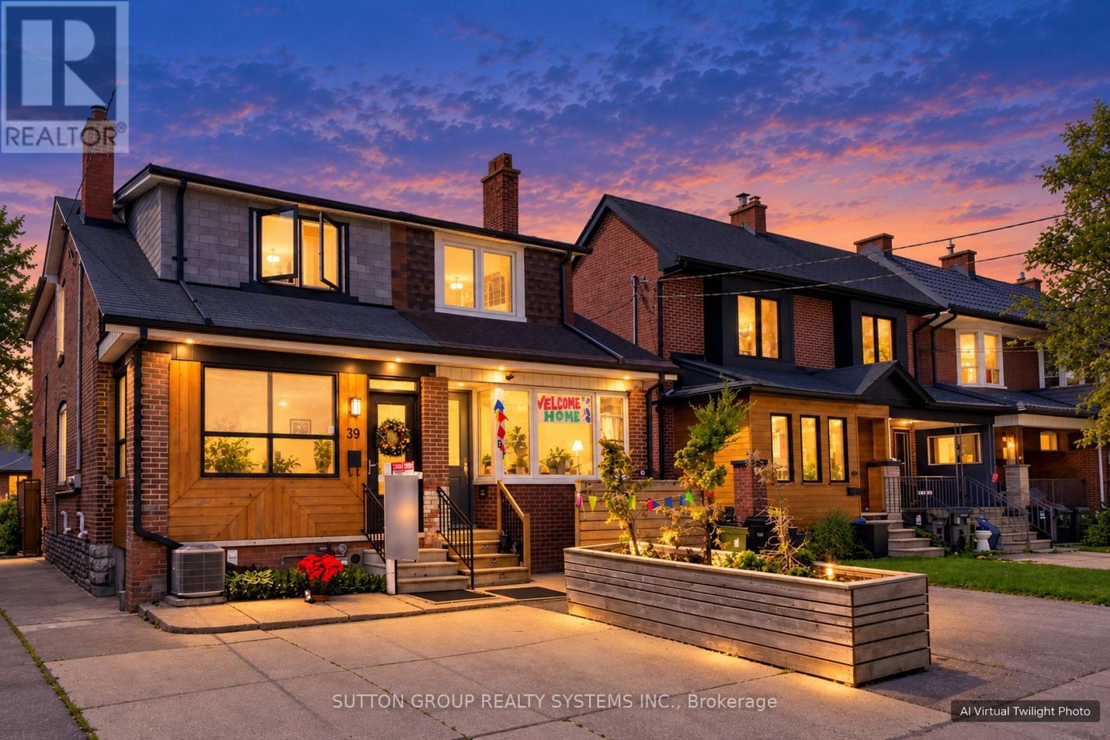 39 EXETER STREET, Toronto, Ontario