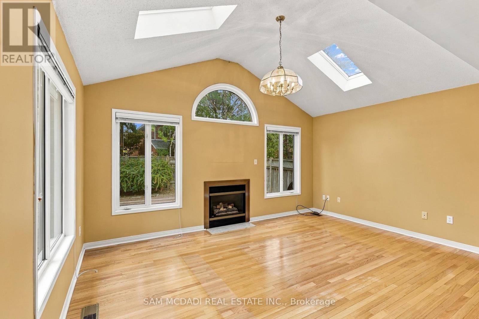 5263 Russell View Road, Mississauga, Ontario  L5M 5W1 - Photo 21 - W13861186