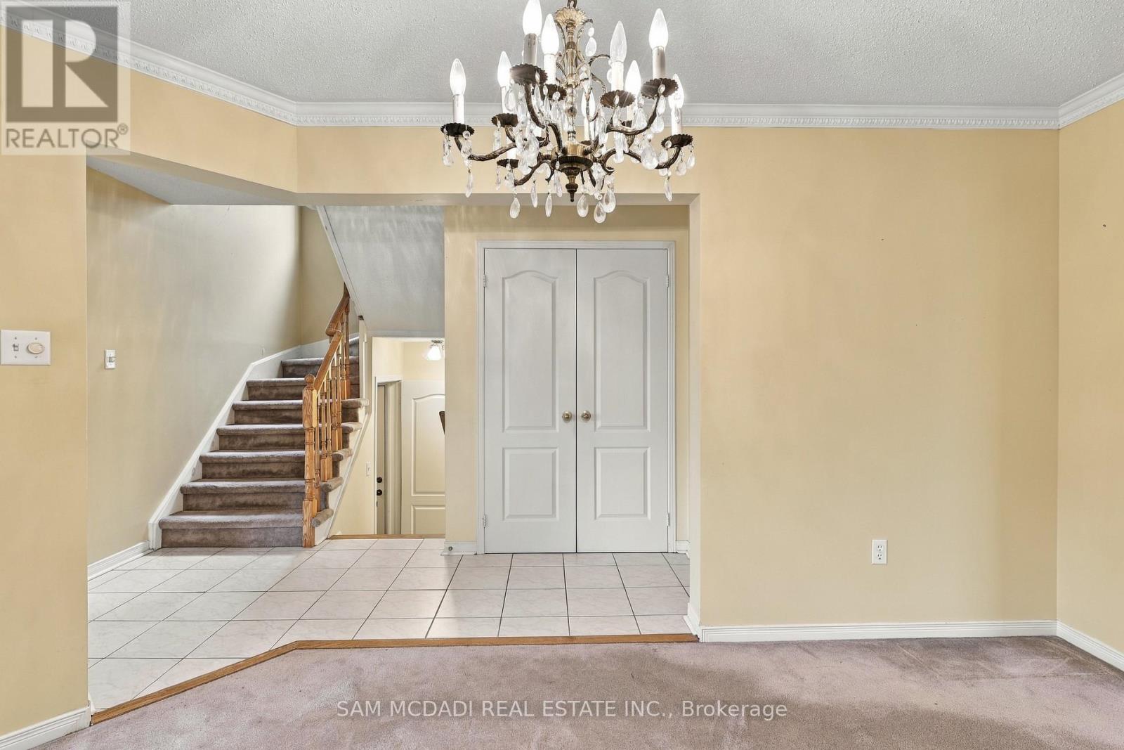 5263 Russell View Road, Mississauga, Ontario  L5M 5W1 - Photo 22 - W13861186