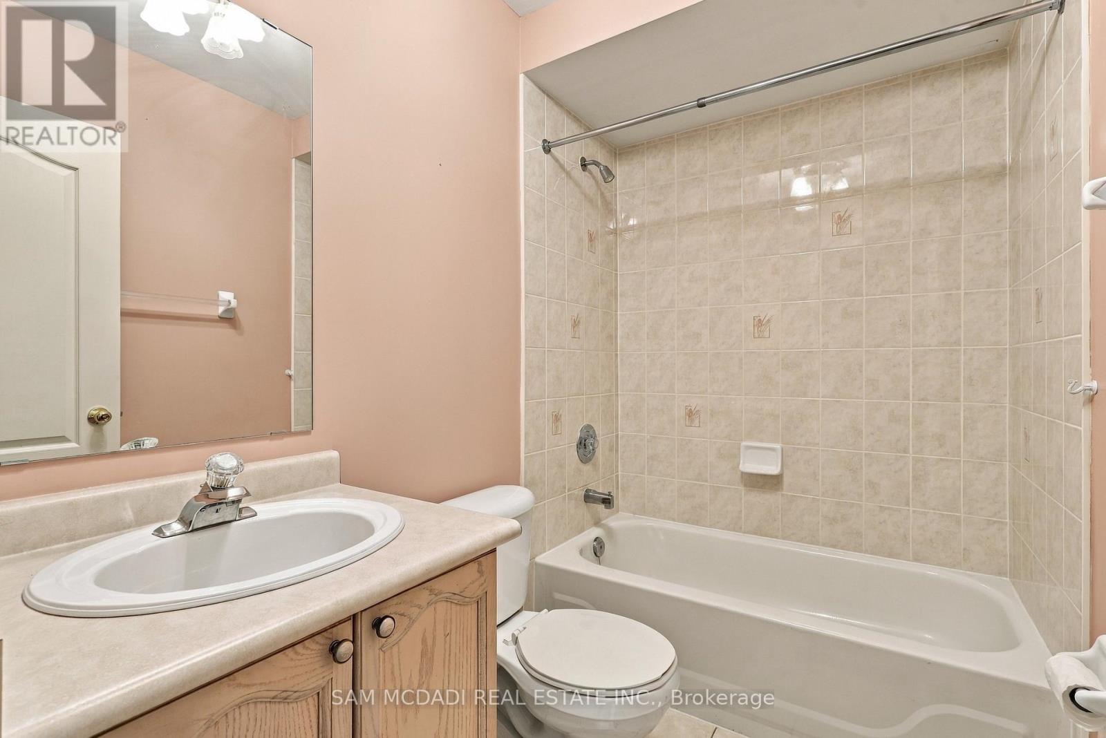 5263 Russell View Road, Mississauga, Ontario  L5M 5W1 - Photo 35 - W13861186