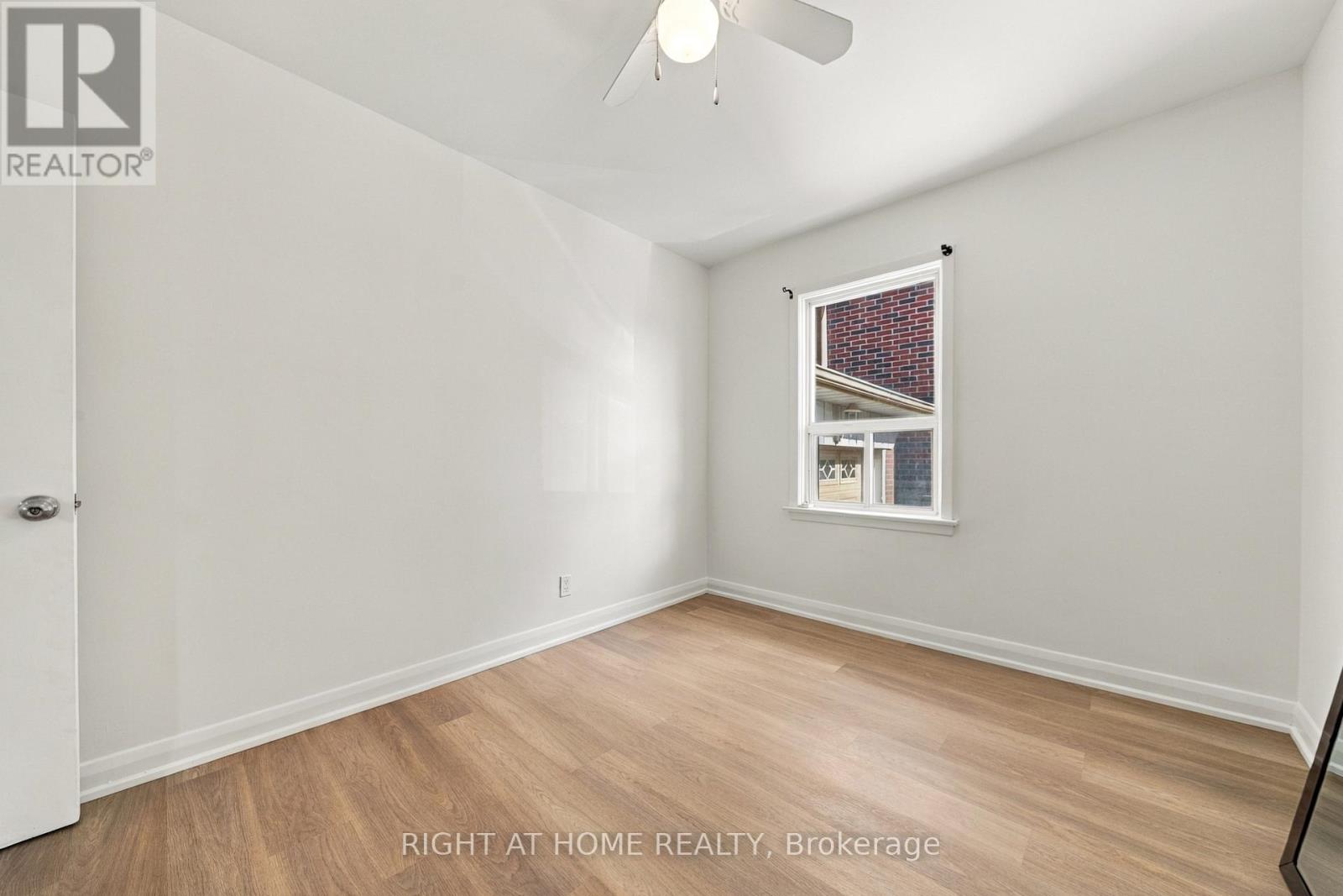 22 Katherine Road, Toronto, Ontario  M3K 1H9 - Photo 21 - W13861214