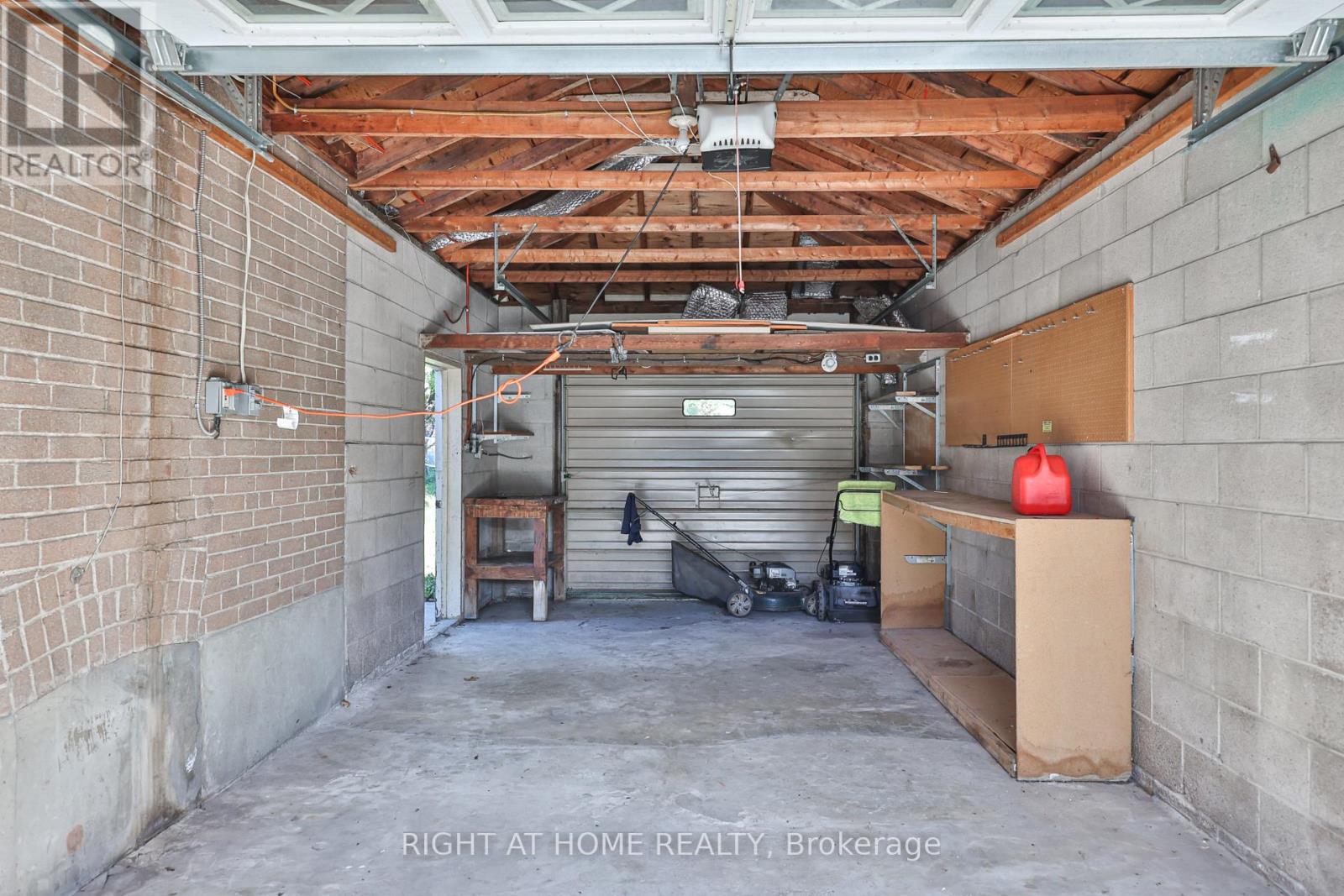 22 Katherine Road, Toronto, Ontario  M3K 1H9 - Photo 37 - W13861214