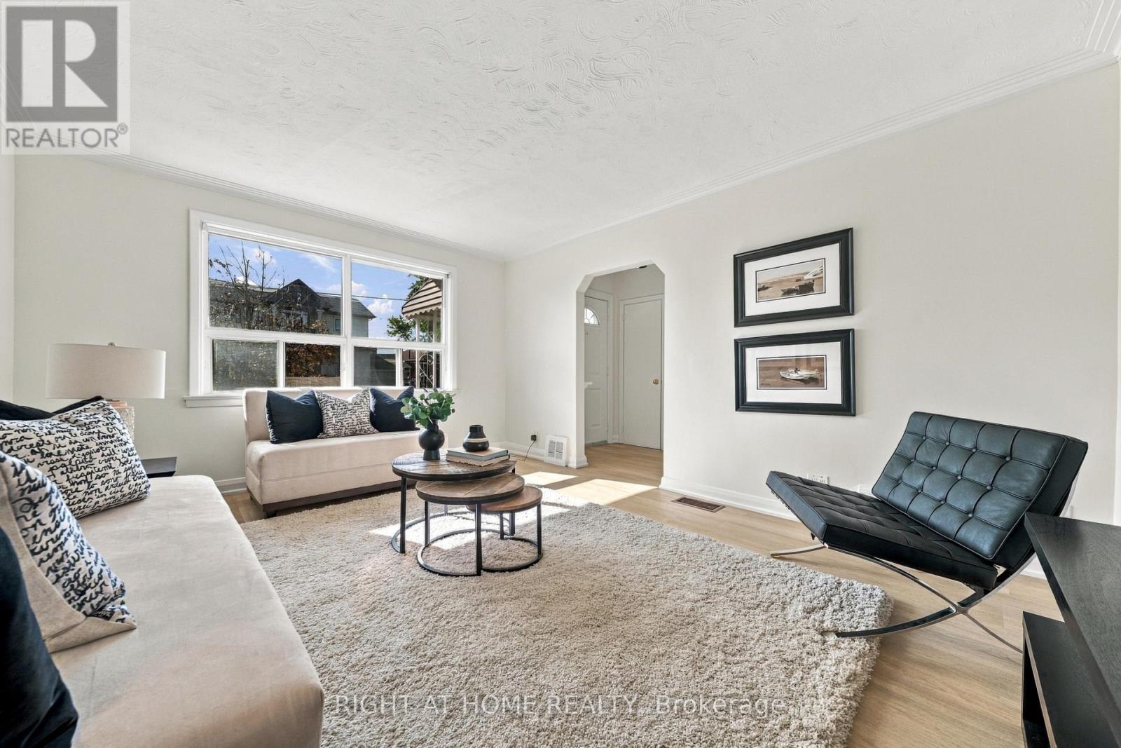 22 Katherine Road, Toronto, Ontario  M3K 1H9 - Photo 6 - W13861214
