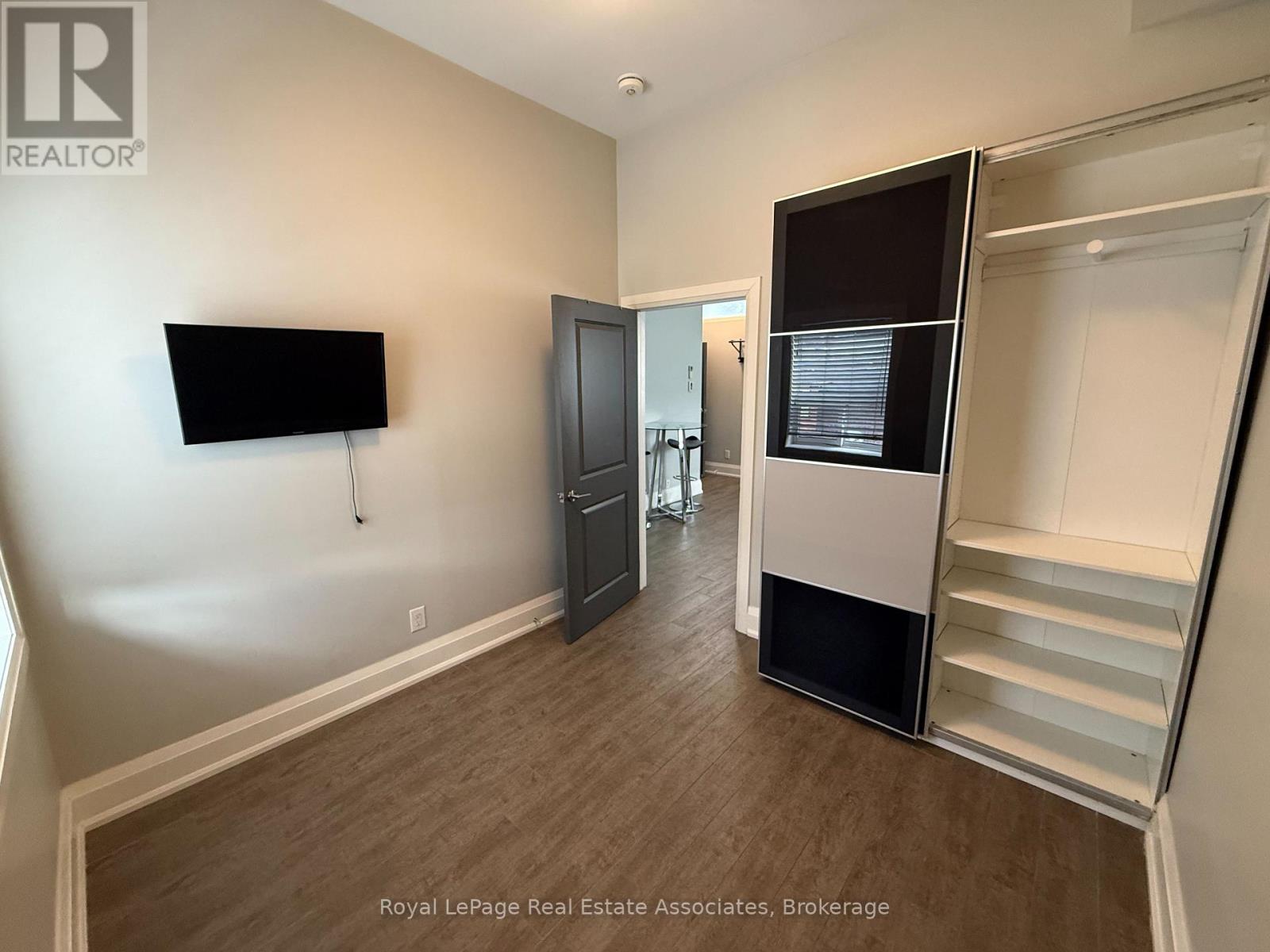 3 - 2548 Eglinton Avenue W, Toronto, Ontario  M6M 1T1 - Photo 11 - W13861234