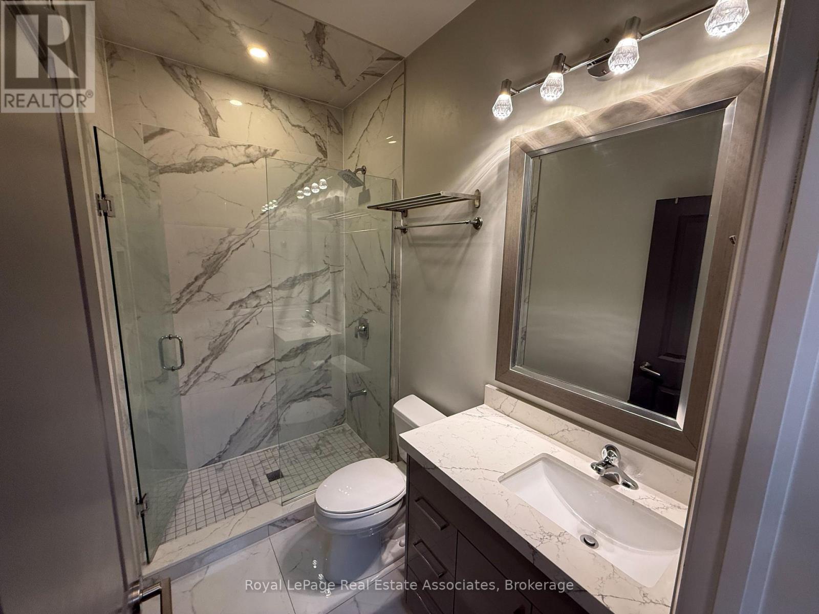 3 - 2548 Eglinton Avenue W, Toronto, Ontario  M6M 1T1 - Photo 13 - W13861234