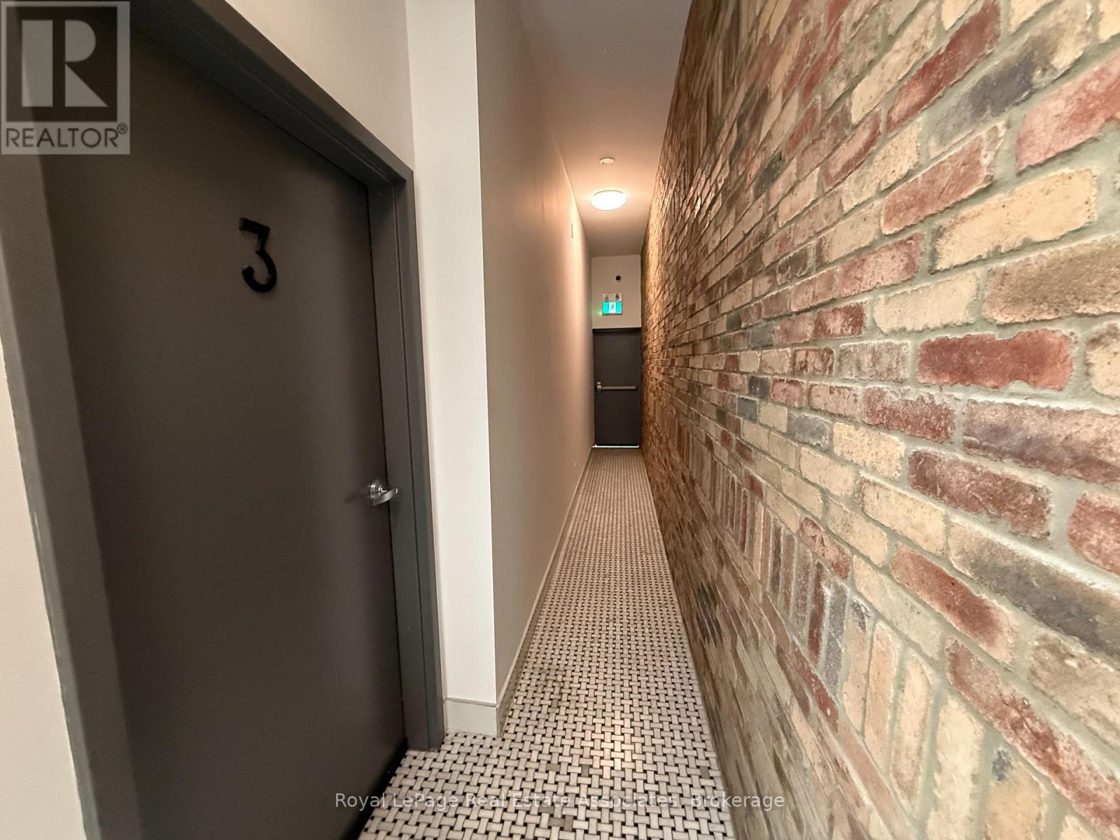 3 - 2548 Eglinton Avenue W, Toronto, Ontario  M6M 1T1 - Photo 18 - W13861234