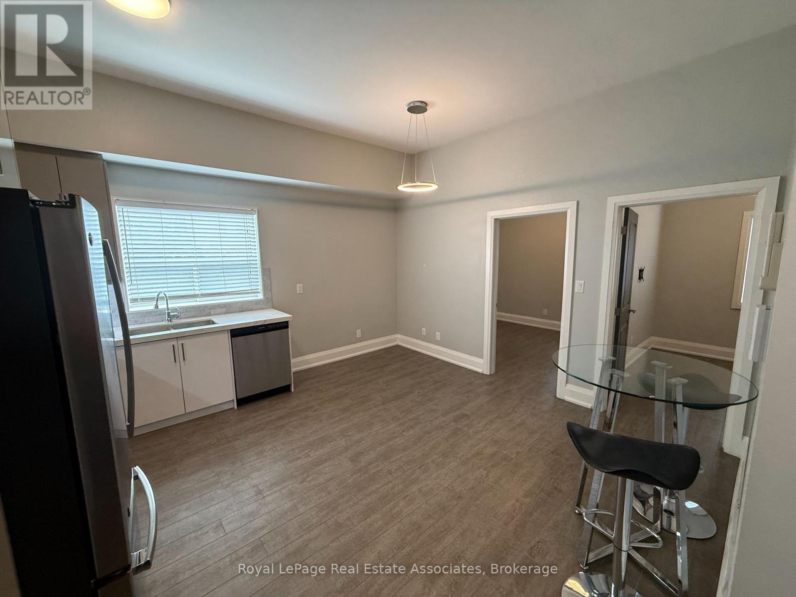 3 - 2548 Eglinton Avenue W, Toronto, Ontario  M6M 1T1 - Photo 6 - W13861234