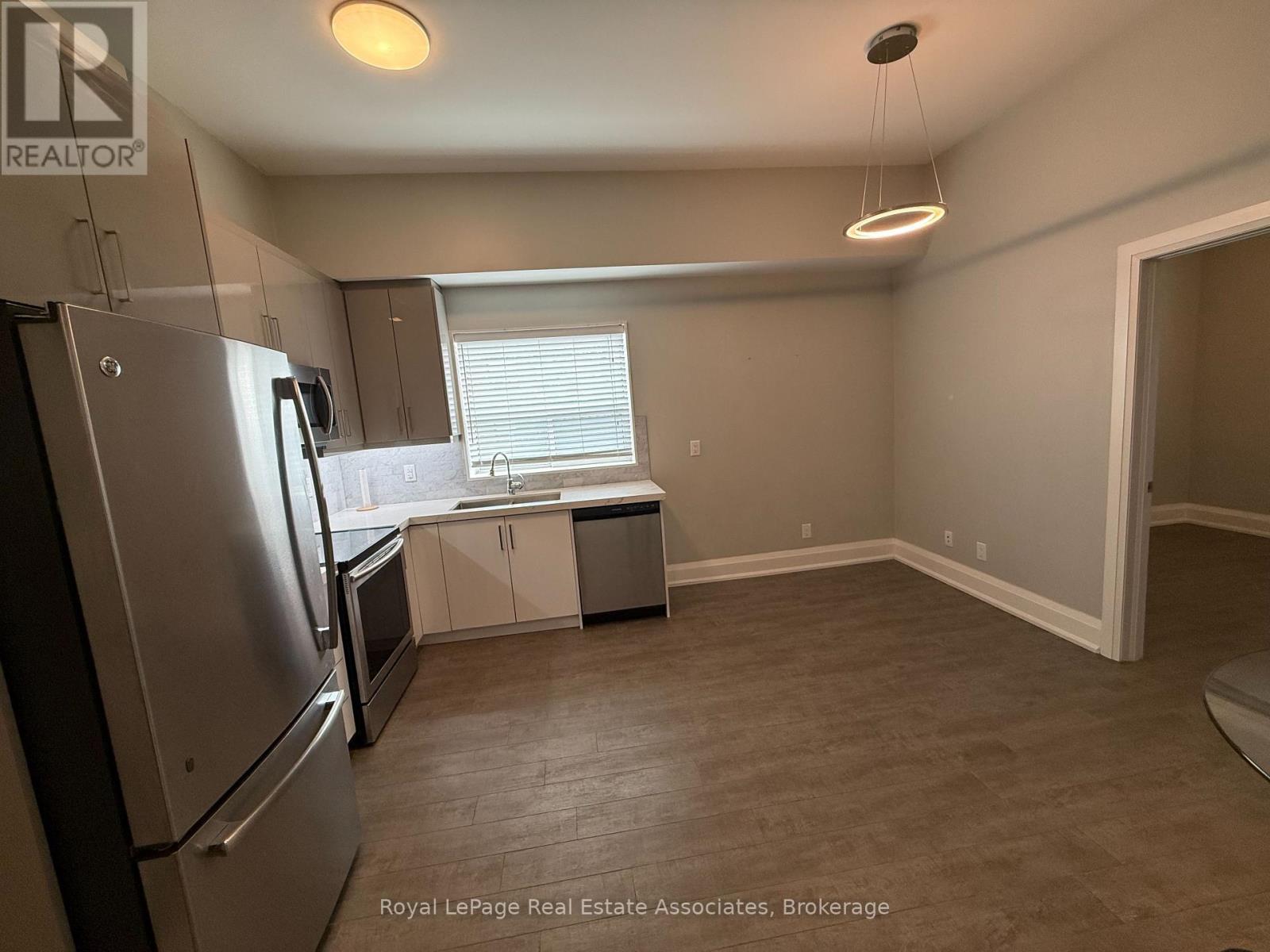 3 - 2548 Eglinton Avenue W, Toronto, Ontario  M6M 1T1 - Photo 7 - W13861234
