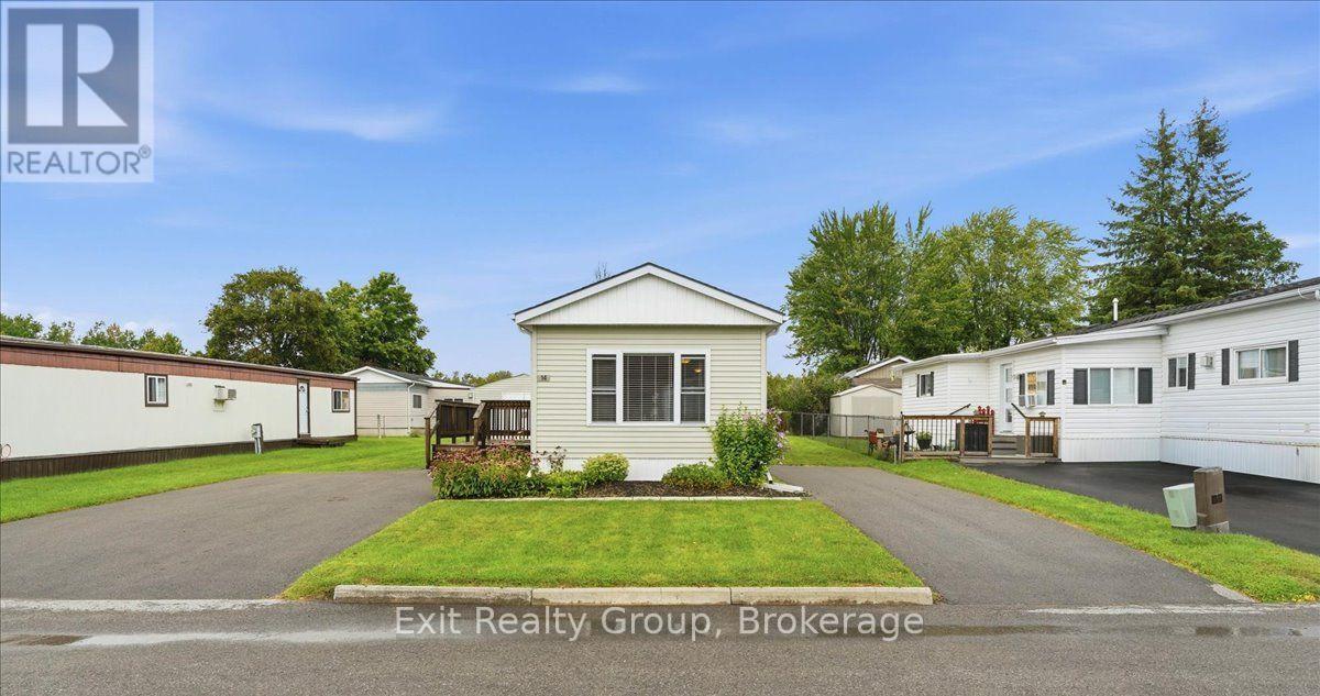 14 NIGHTINGALE LANE, Quinte West, Ontario