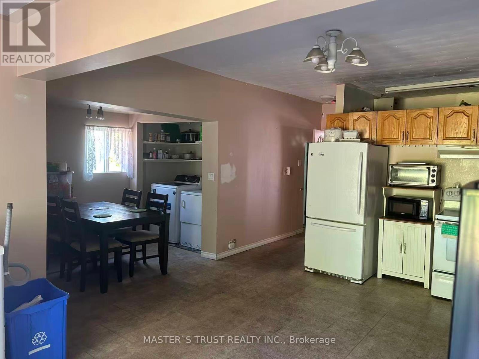 257 Leslie Street, Greater Sudbury, Ontario  P3B 2T4 - Photo 5 - X13861018