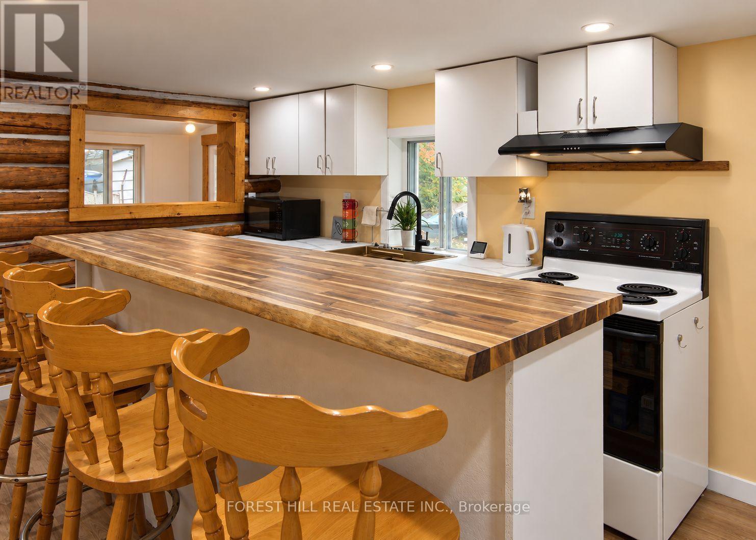 240 Britannia Road, Huntsville, Ontario  P1H 2J3 - Photo 10 - X13861082