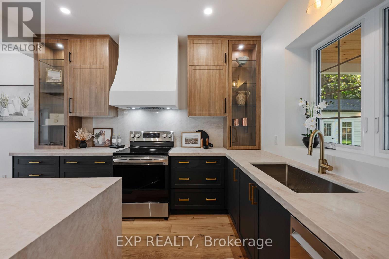 349 Smith Street, Wellington North, Ontario  N0G 1A0 - Photo 13 - X13861096