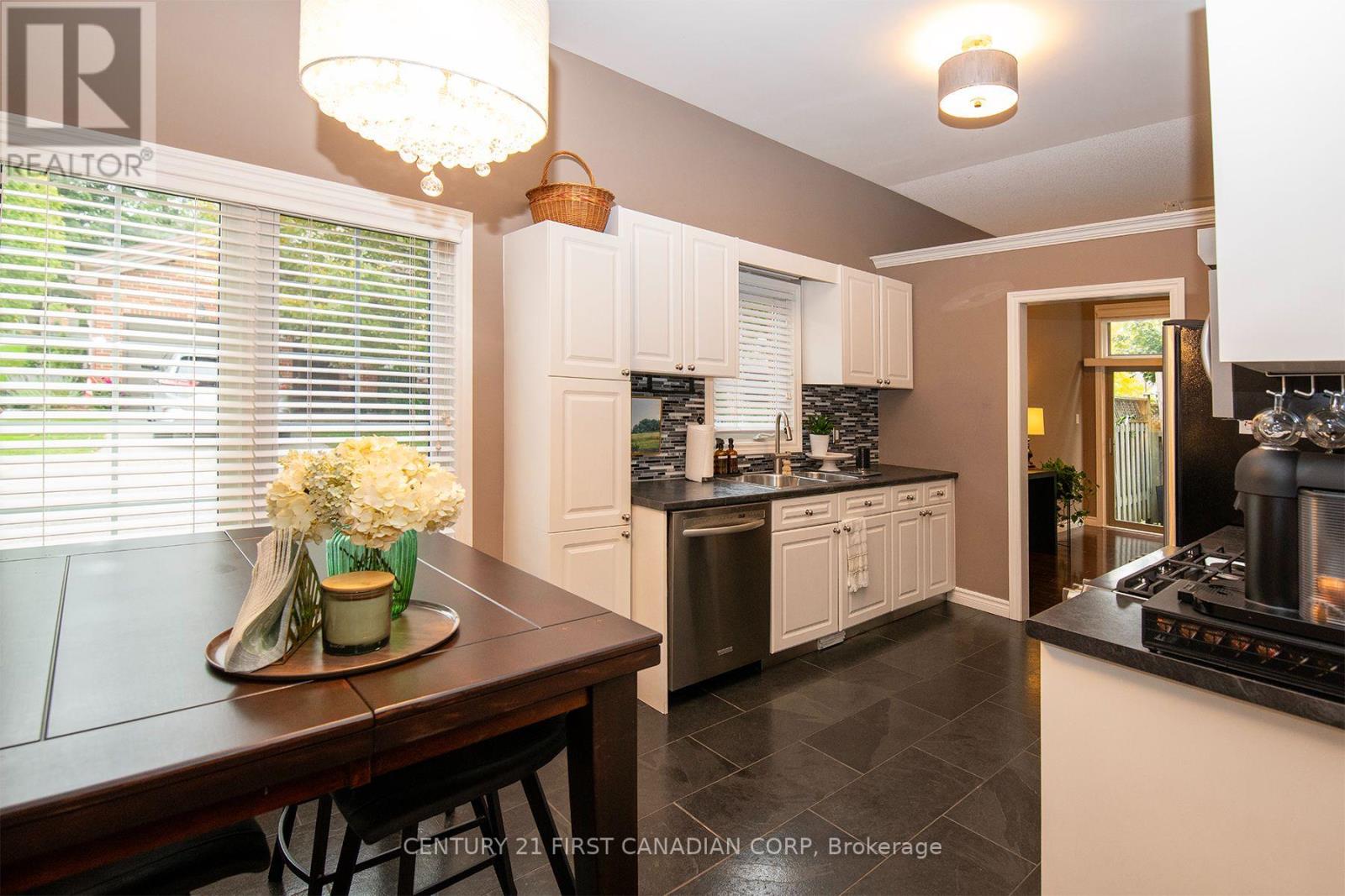 5 - 1100 Byron Baseline Road, London South, Ontario  N6K 4M3 - Photo 8 - X13849332