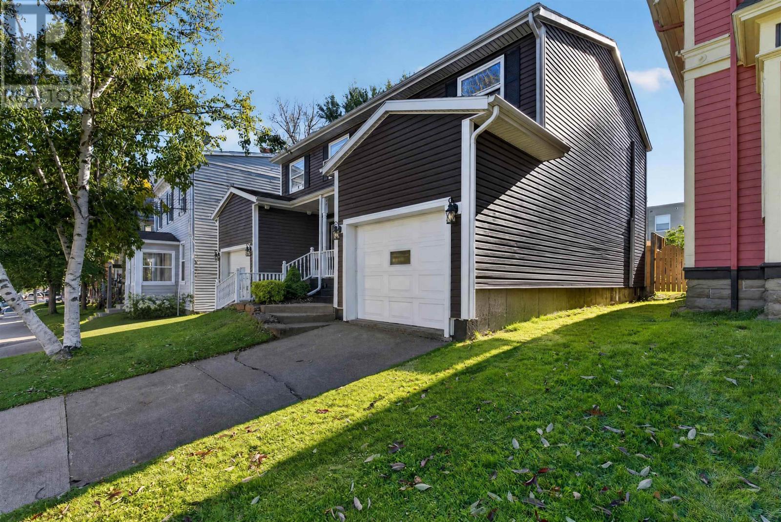 195 Hillsborough Street, Charlottetown, Prince Edward Island  C1A 4W8 - Photo 39 - 202625114