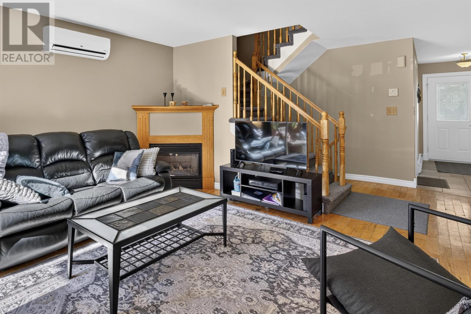 195 Hillsborough Street, Charlottetown, Prince Edward Island  C1A 4W8 - Photo 4 - 202625114