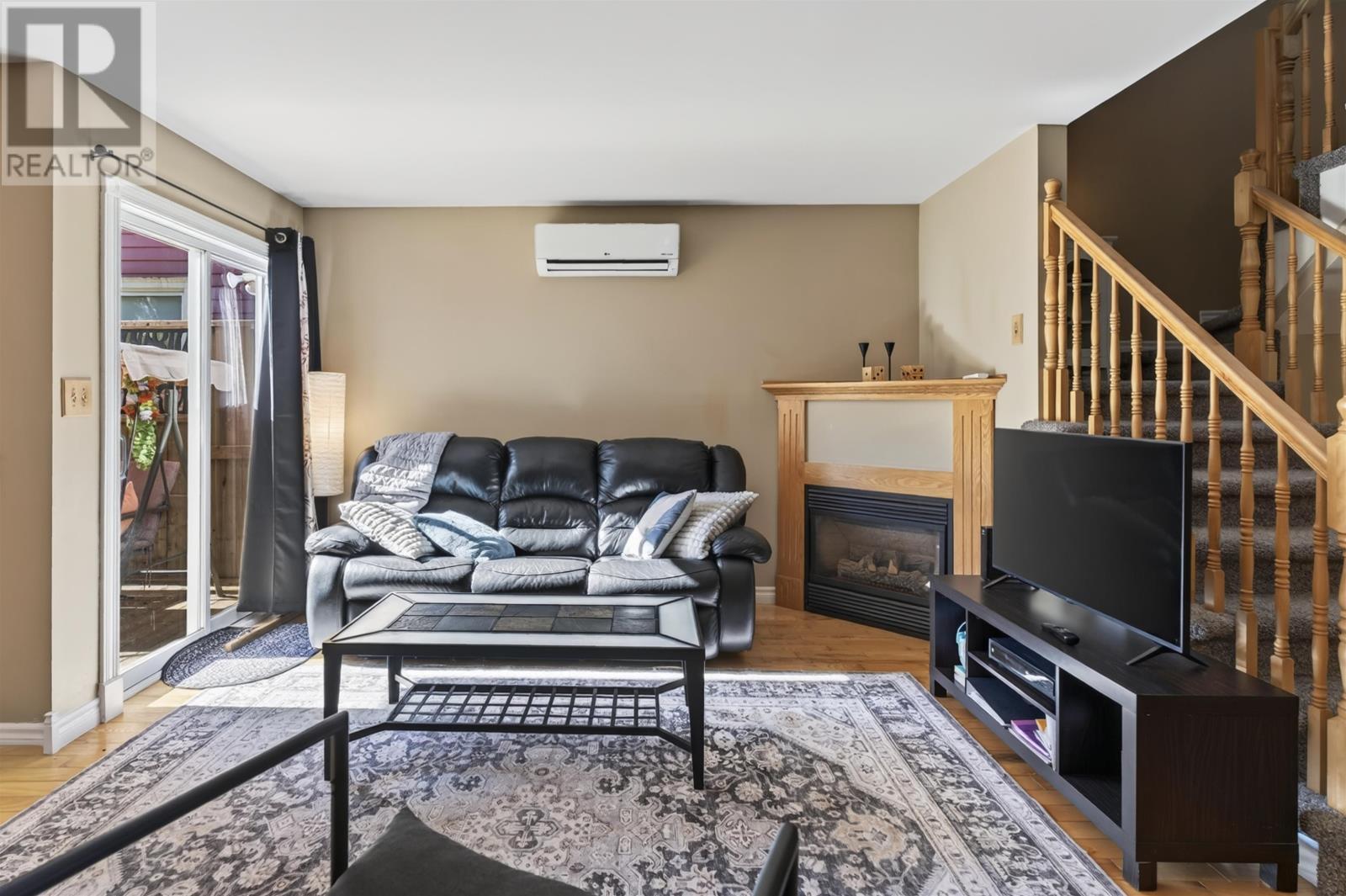 195 Hillsborough Street, Charlottetown, Prince Edward Island  C1A 4W8 - Photo 5 - 202625114