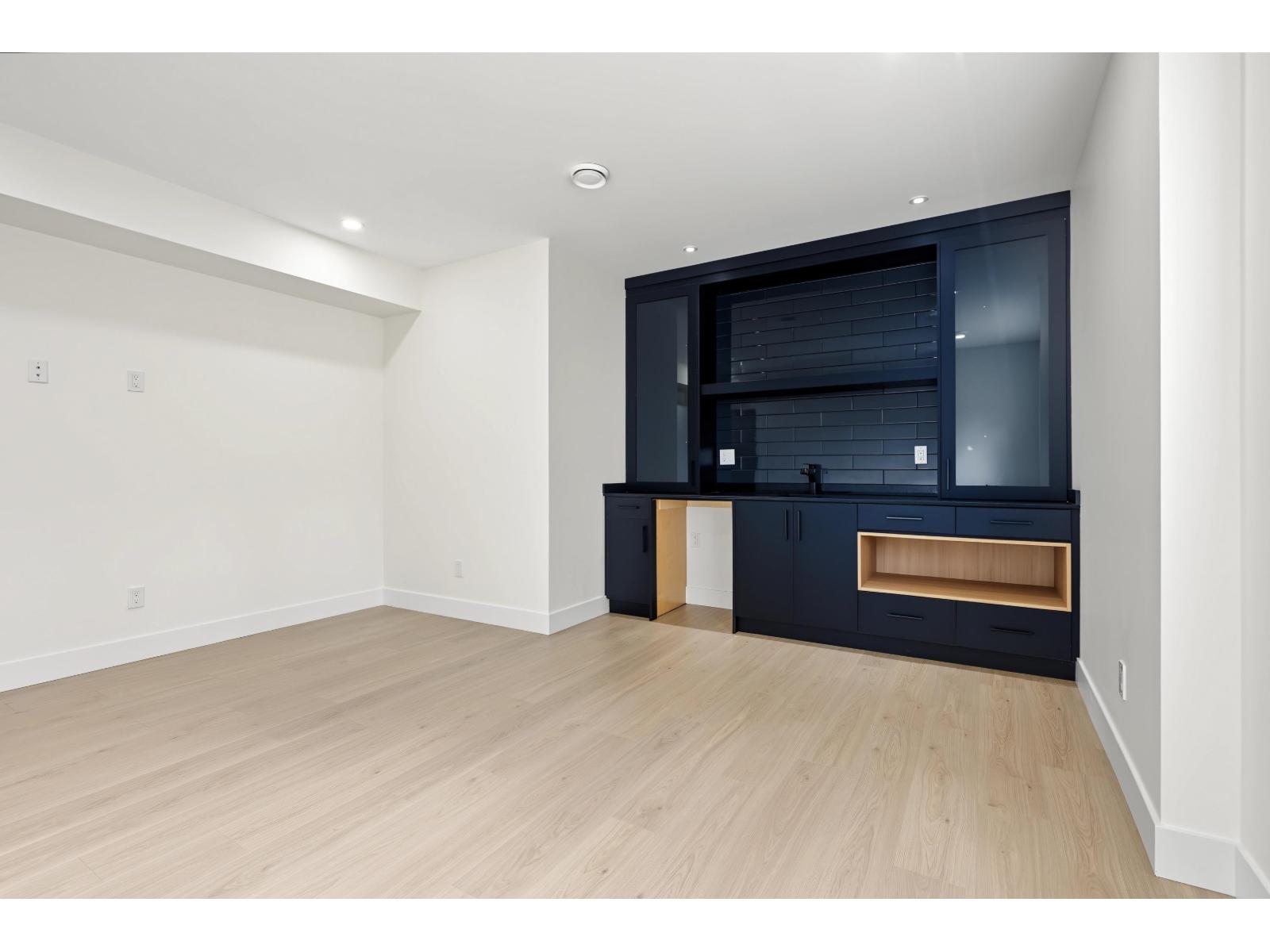 2807 PLATFORM CRESCENT