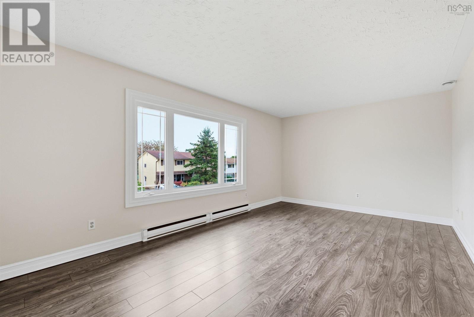 48 Regal Road, Dartmouth, Nova Scotia  B2W 4H6 - Photo 6 - 202625101