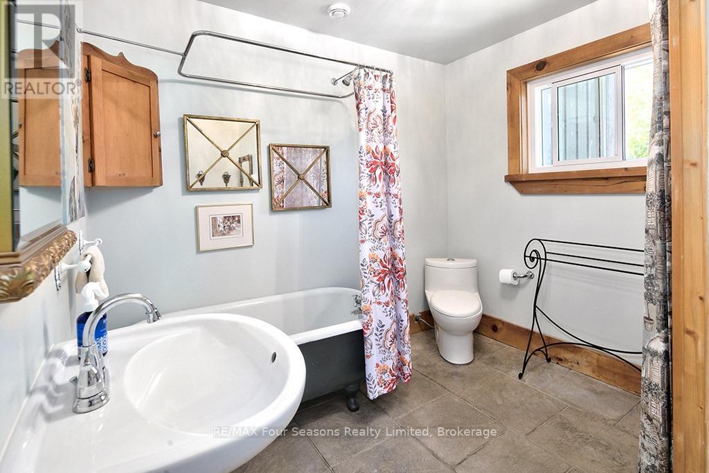 190 Lakeshore Road E, Blue Mountains, Ontario  L9Y 0M9 - Photo 40 - X13853958