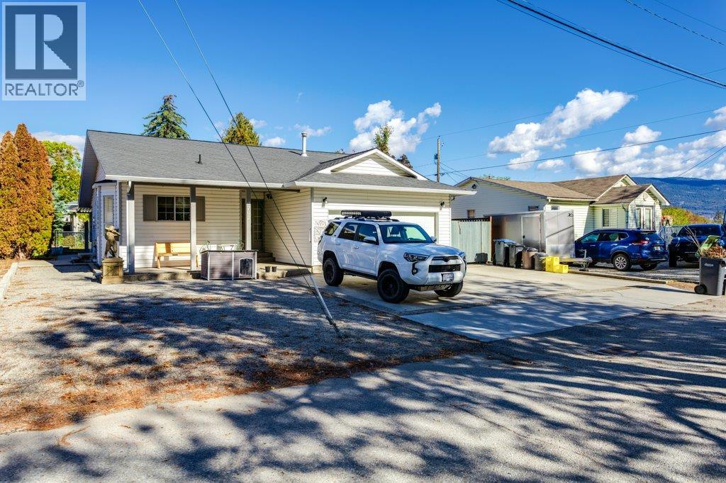 9702 Sargeant Street, Summerland, British Columbia  V0H 1Z3 - Photo 8 - 10402228