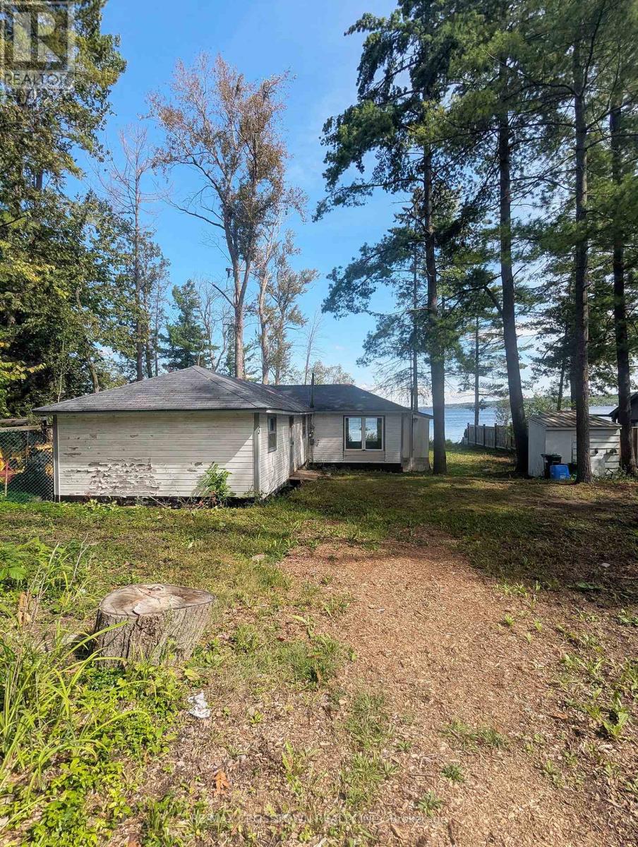 3 Sallows Drive, Tay, Ontario  L0K 2A0 - Photo 13 - S13769174