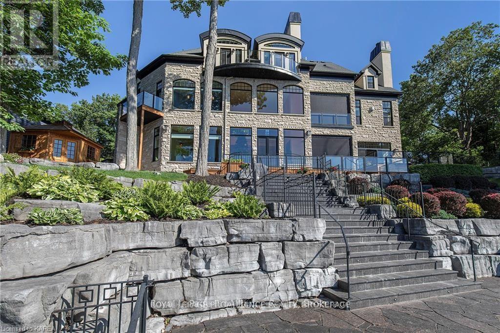 1618 St Lawrence Avenue, Kingston, Ontario  K7L 4V1 - Photo 8 - X13861286