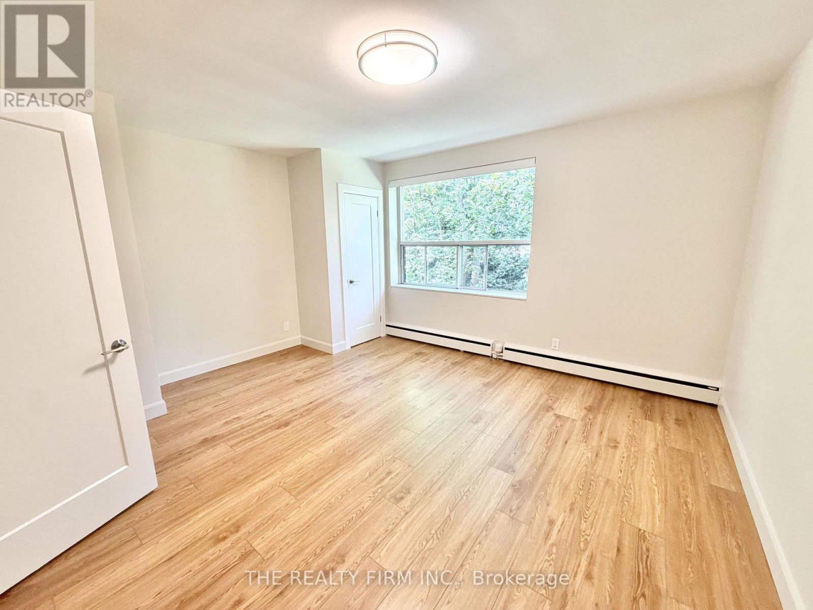 214 - 55 Beechwood Place, London South, Ontario  N6C 1H7 - Photo 5 - X13861348