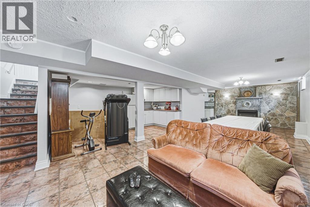 90 Fairington Crescent, Hamilton, Ontario  L8E 3N4 - Photo 31 - 40868917