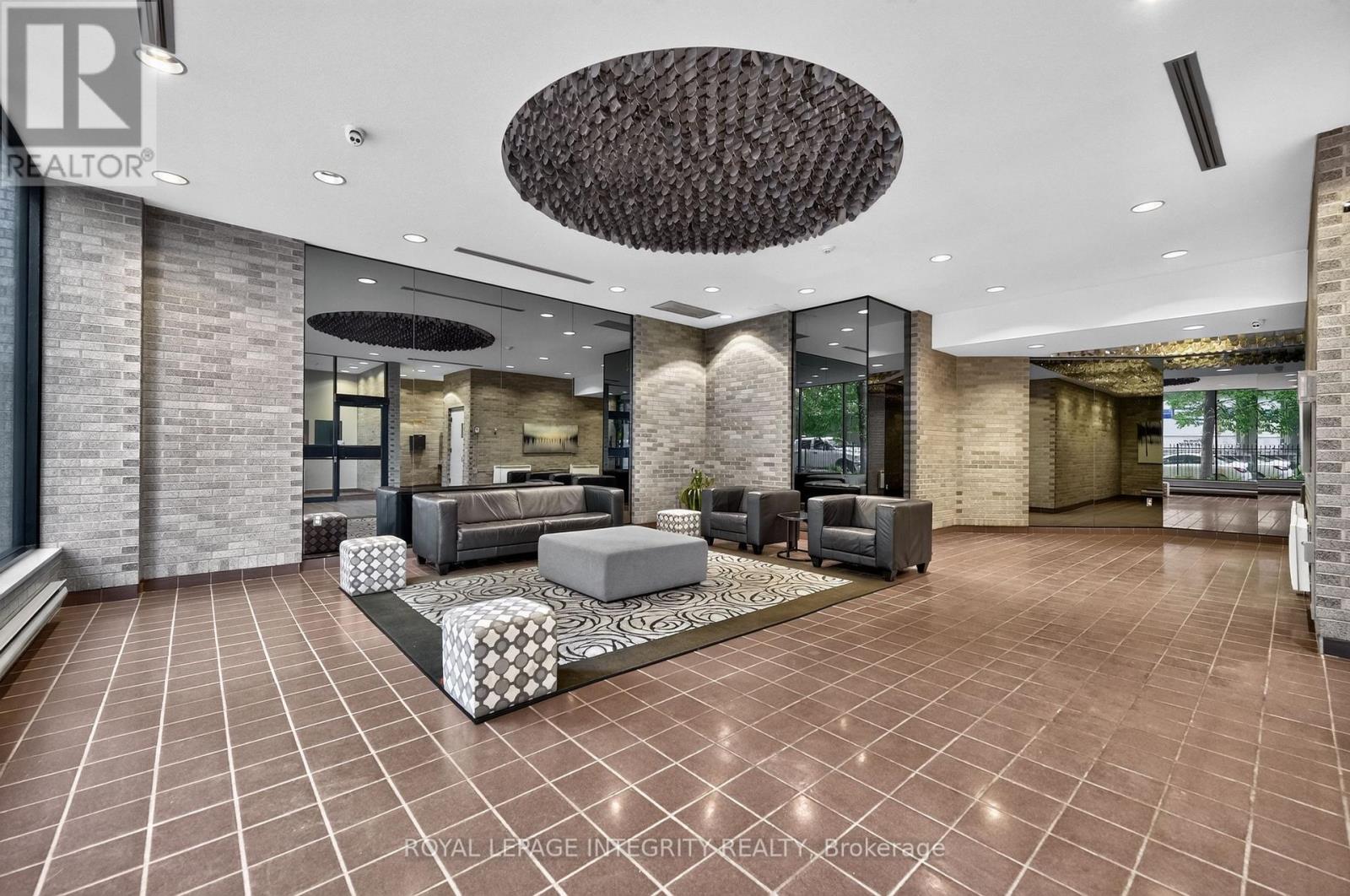 Ph1 - 18 Nepean Street, Ottawa, Ontario  K2P 2L2 - Photo 4 - X13861290