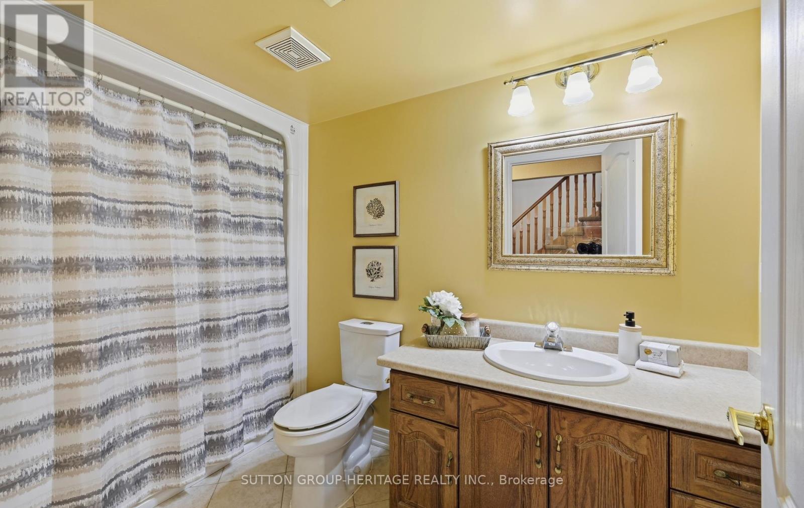35 Kimberly Drive, Whitby, Ontario  L1M 1K5 - Photo 25 - E13861330