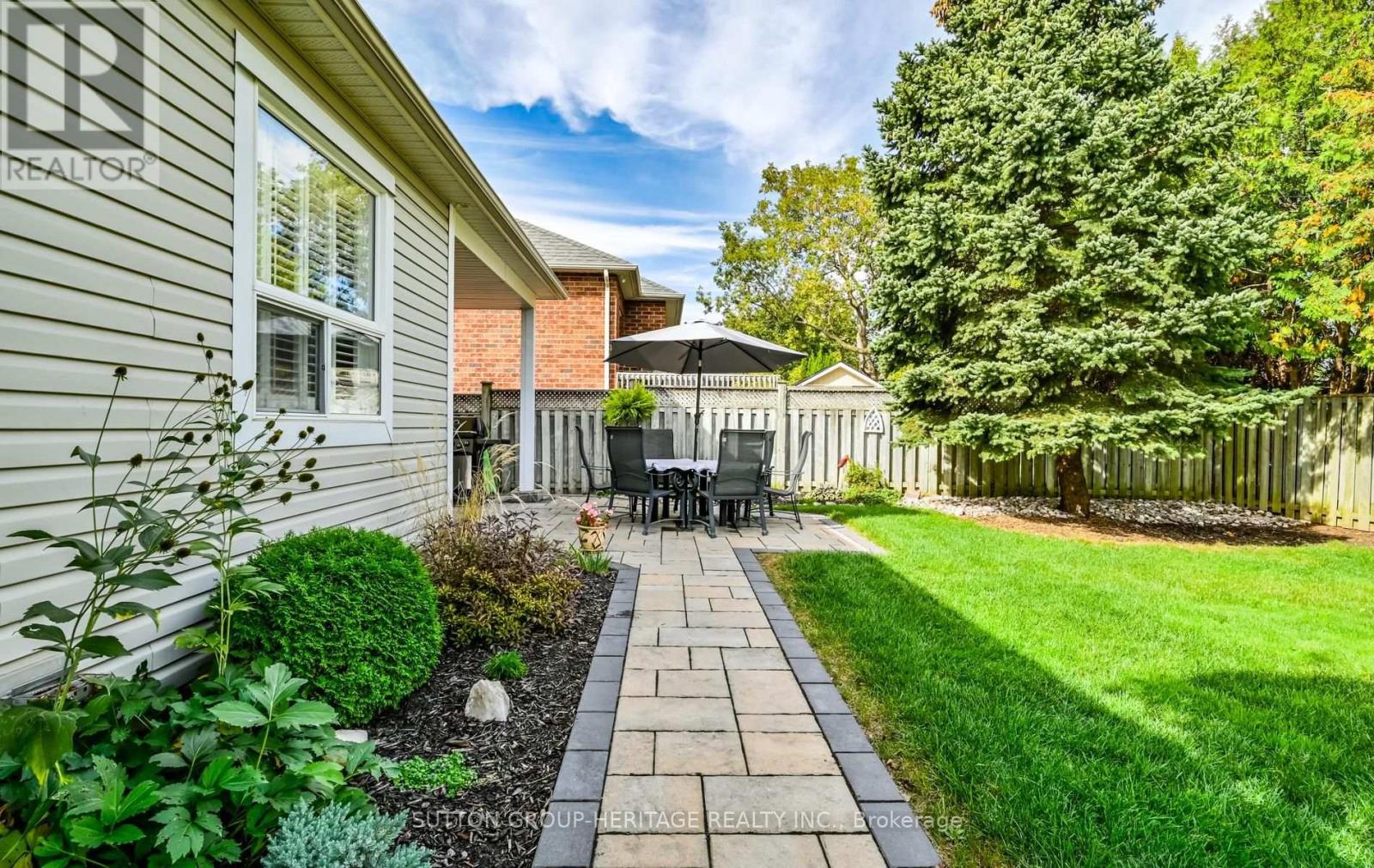 35 Kimberly Drive, Whitby, Ontario  L1M 1K5 - Photo 30 - E13861330