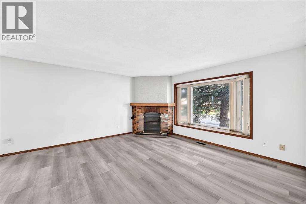947 Maitland Way Ne, Calgary, Alberta  T2A 5M8 - Photo 12 - A2338420