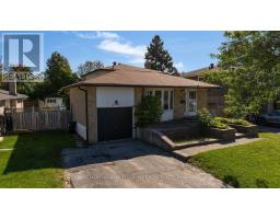 46 COLLEGE CRESCENT, Barrie, Ontario