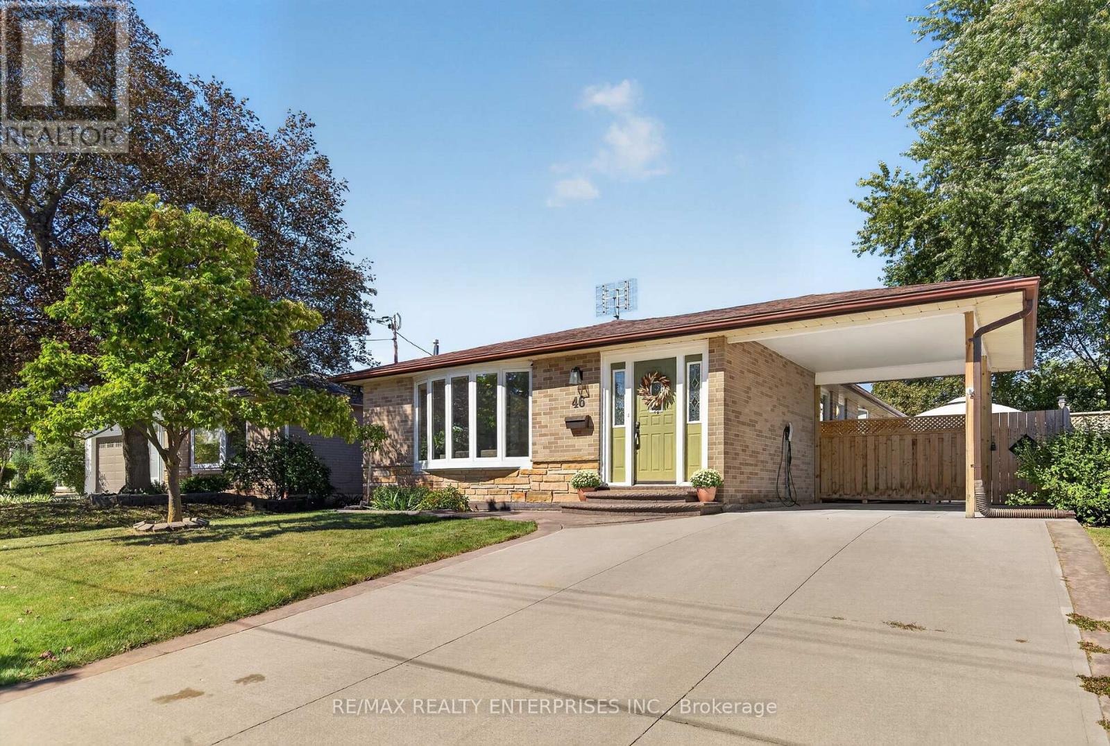 46 MARILYN CRESCENT Halton Hills (Georgetown) Ontario Canada L7G1K4 2