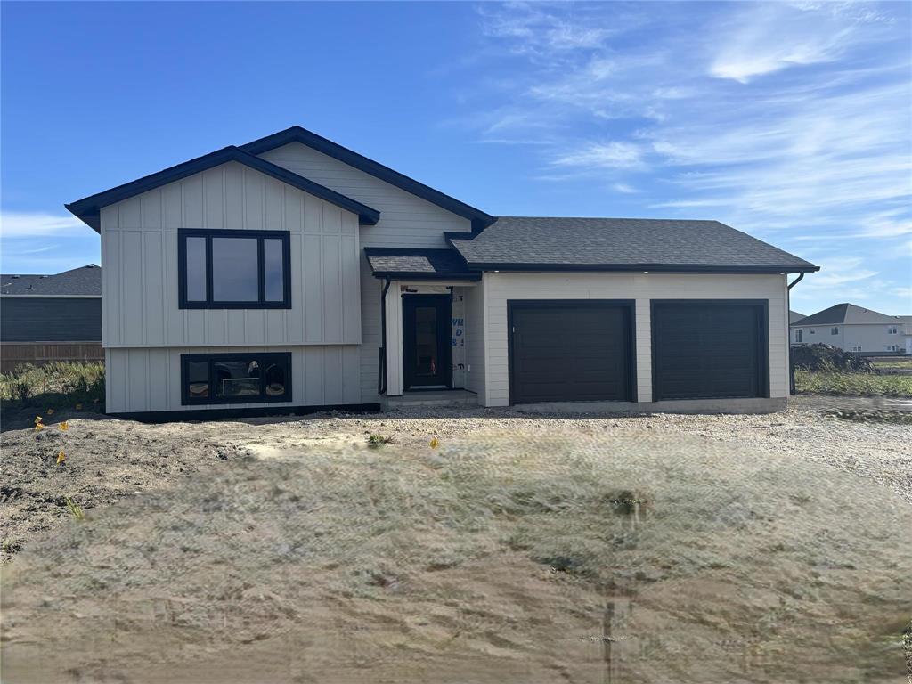 25 Falcon Drive, New Bothwell, Manitoba  R0A 1C0 - Photo 0 - 202621018